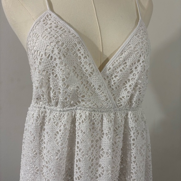 Express White Eyelet V-Neck Babydoll Strappy Dress Sz M Bridal Cottagecore Fairy - Picture 2 of 10